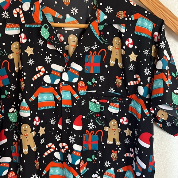 Holiday Button Down - Picture 2 of 4